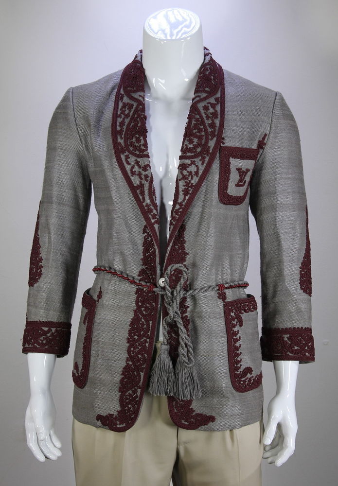 * LOUIS VUITTON * Recent Silk-Linen Gray/Burgundy Smoking Robe Jacket US 40/Med – Smoking-Jackets